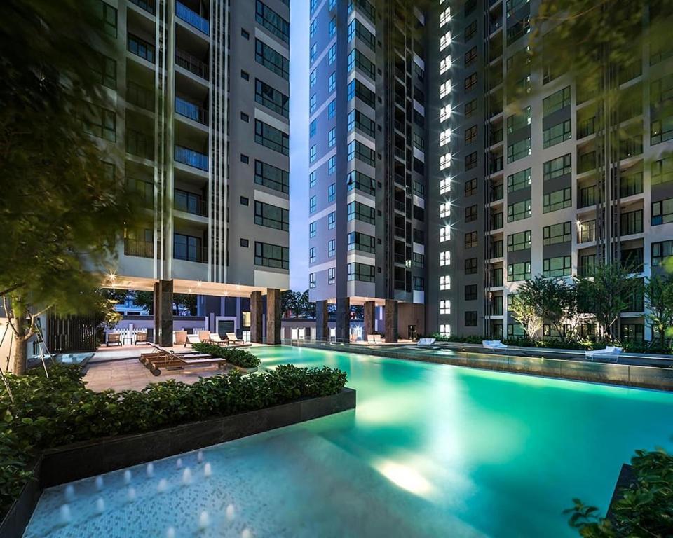 Great Location With Infinity Pool - Central Pattaya Apartment Ngoại thất bức ảnh