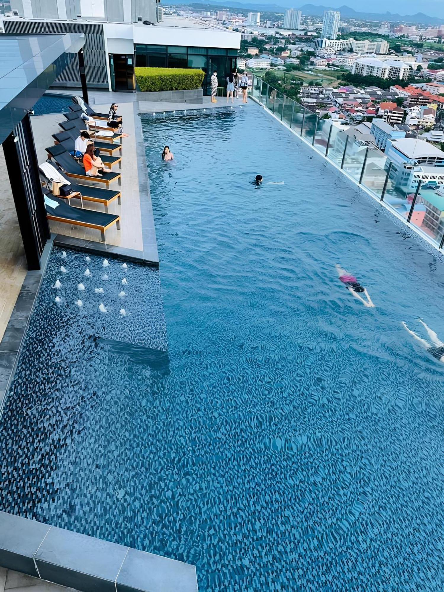 Great Location With Infinity Pool - Central Pattaya Apartment Ngoại thất bức ảnh
